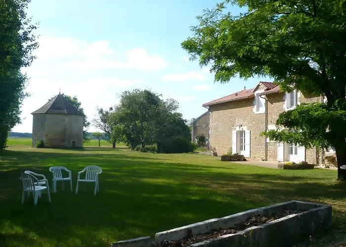 Le Logis De L'epinoux