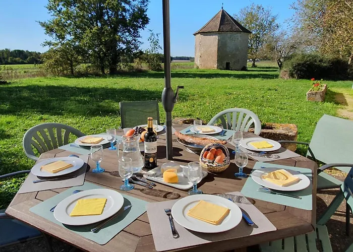 Le Logis De L'epinoux Сasa de vacaciones Jardres